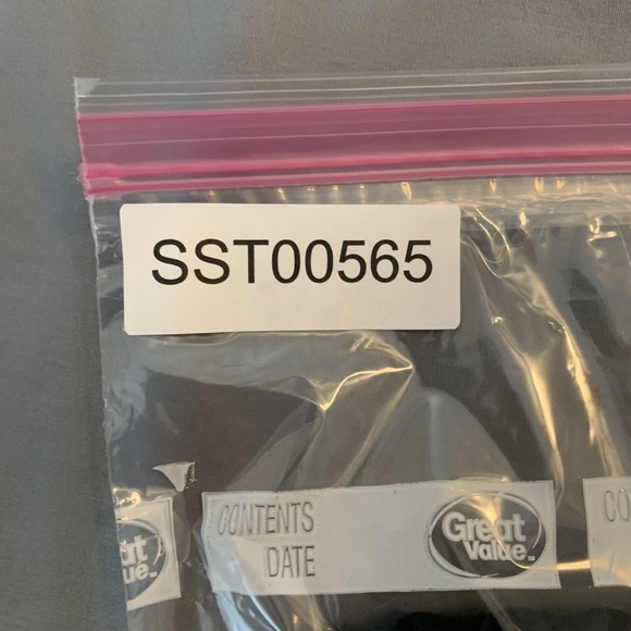 Pulp Fiction Shirt Mens Small Goodie Two Sleeves Movie Tee 2022 Dance Scene - Picture 7 of 7